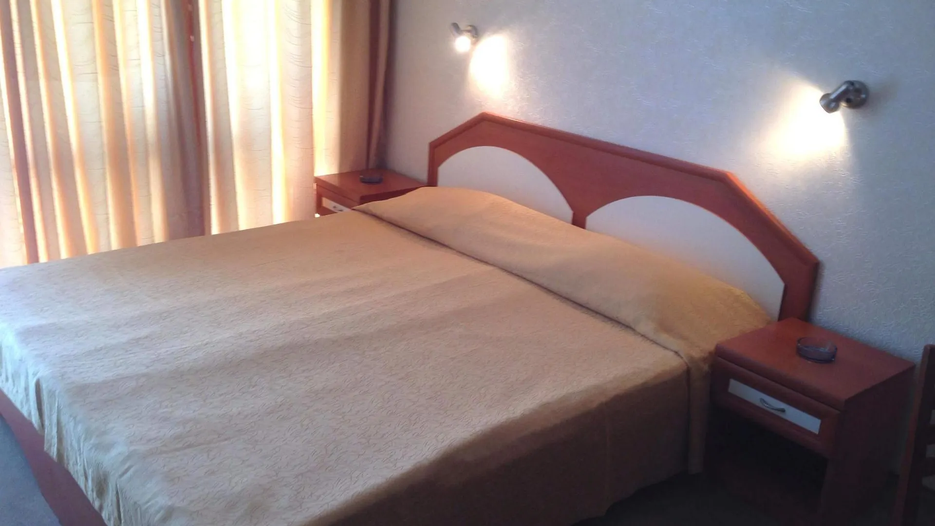 Zefir Hotel Sluneční pobřeží 3*,